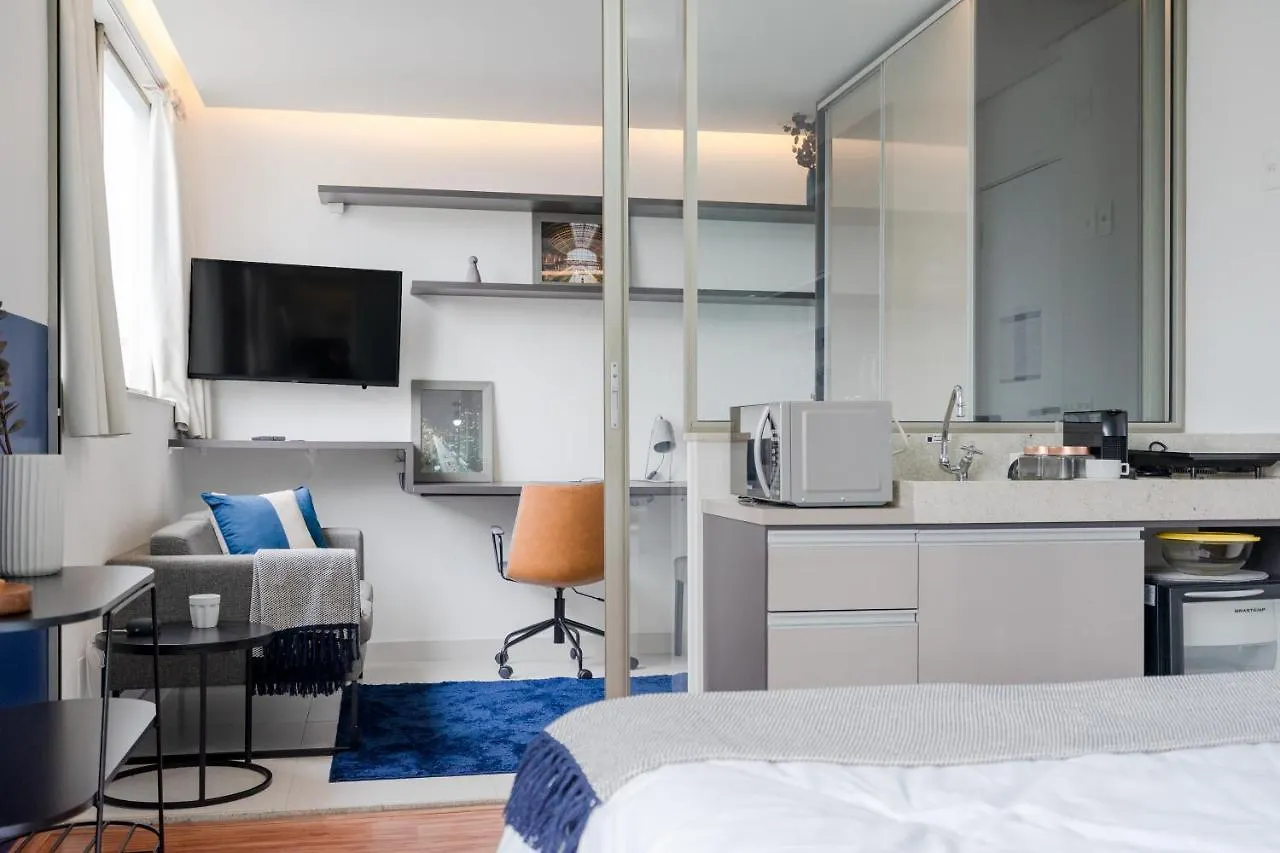Ap com academia, piscina e sauna no prédio, próximo à Faria Lima - Vila Olímpia Apartamento São Paulo