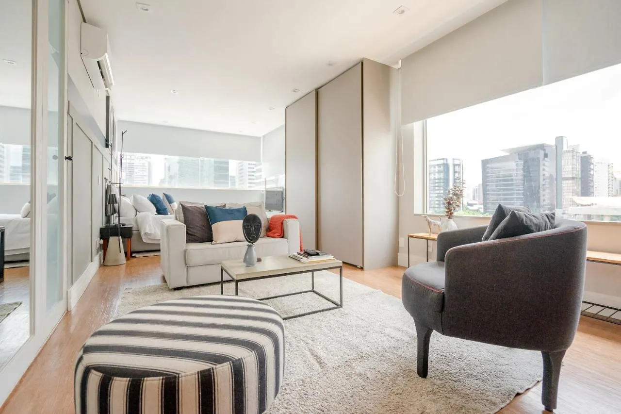 Ap com academia, piscina e sauna no prédio, próximo à Faria Lima - Vila Olímpia Apartamento São Paulo 0*,  Brasil
