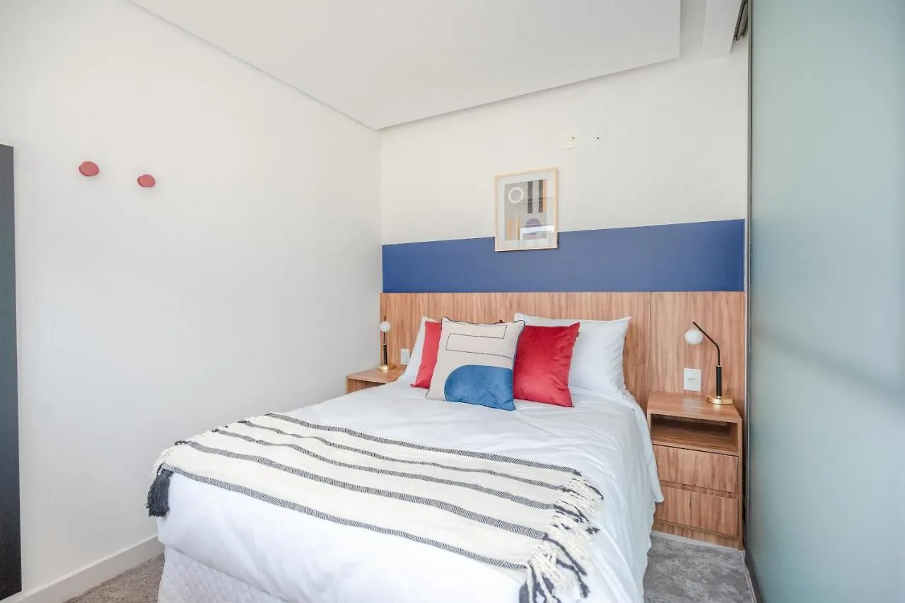 Ap com academia, piscina e sauna no prédio, próximo à Faria Lima - Vila Olímpia Apartamento São Paulo 0*,