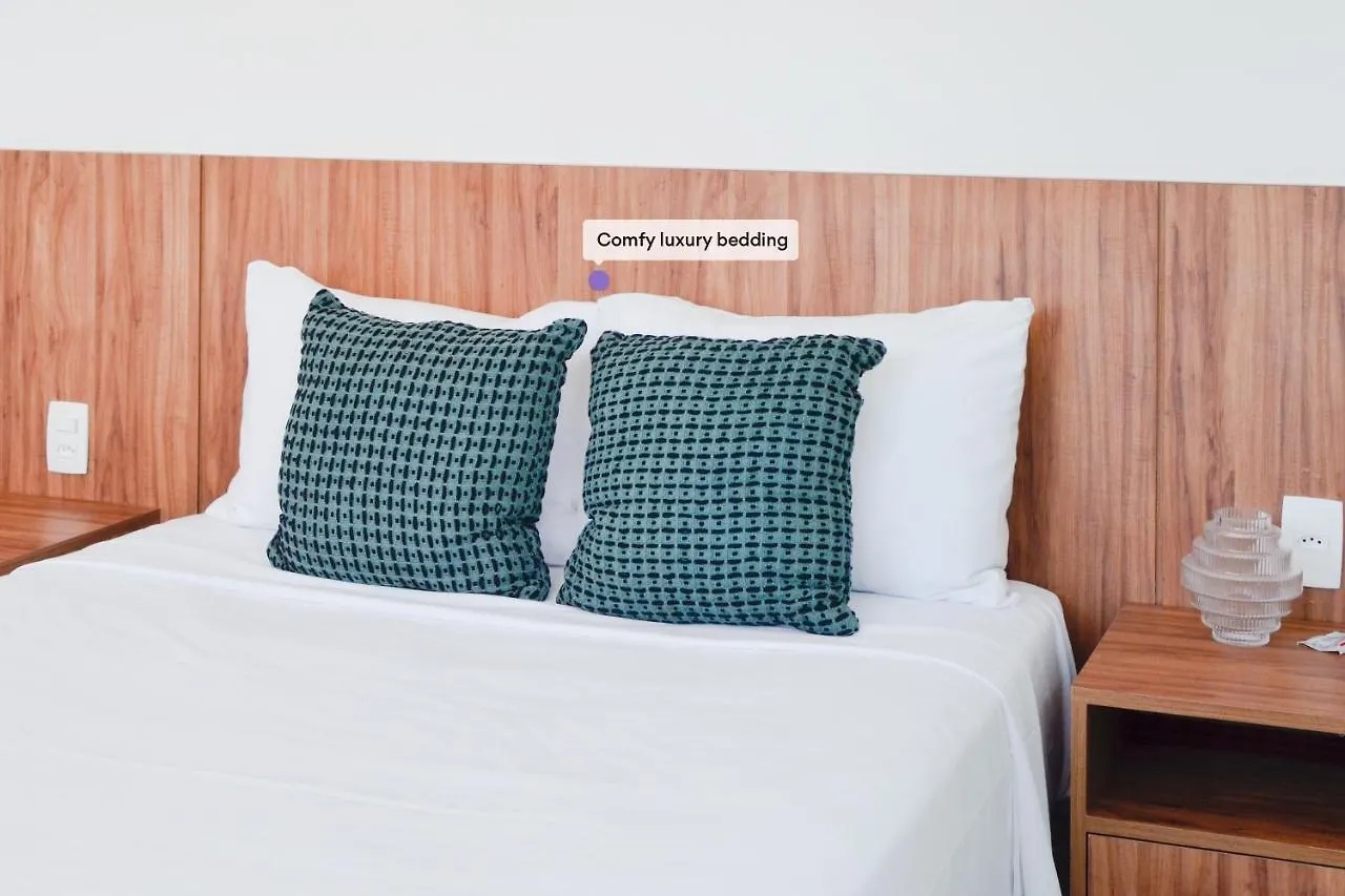 Ap com academia, piscina e sauna no prédio, próximo à Faria Lima - Vila Olímpia Apartamento São Paulo
